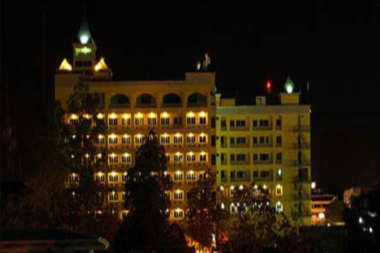 Davao City The Royal Mandaya Hotel מראה חיצוני תמונה