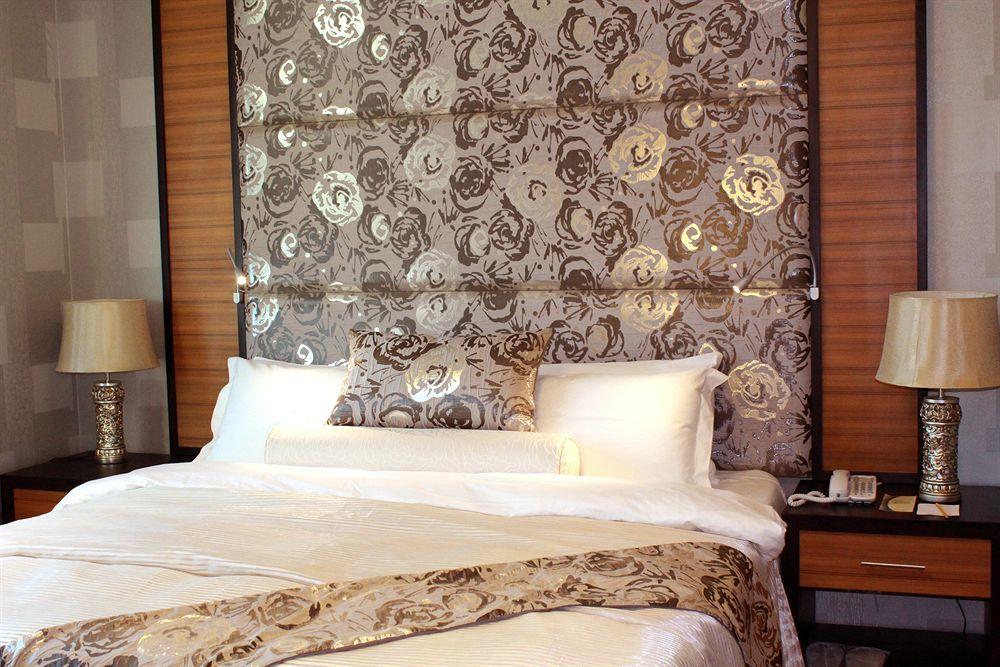 Davao City The Royal Mandaya Hotel מראה חיצוני תמונה