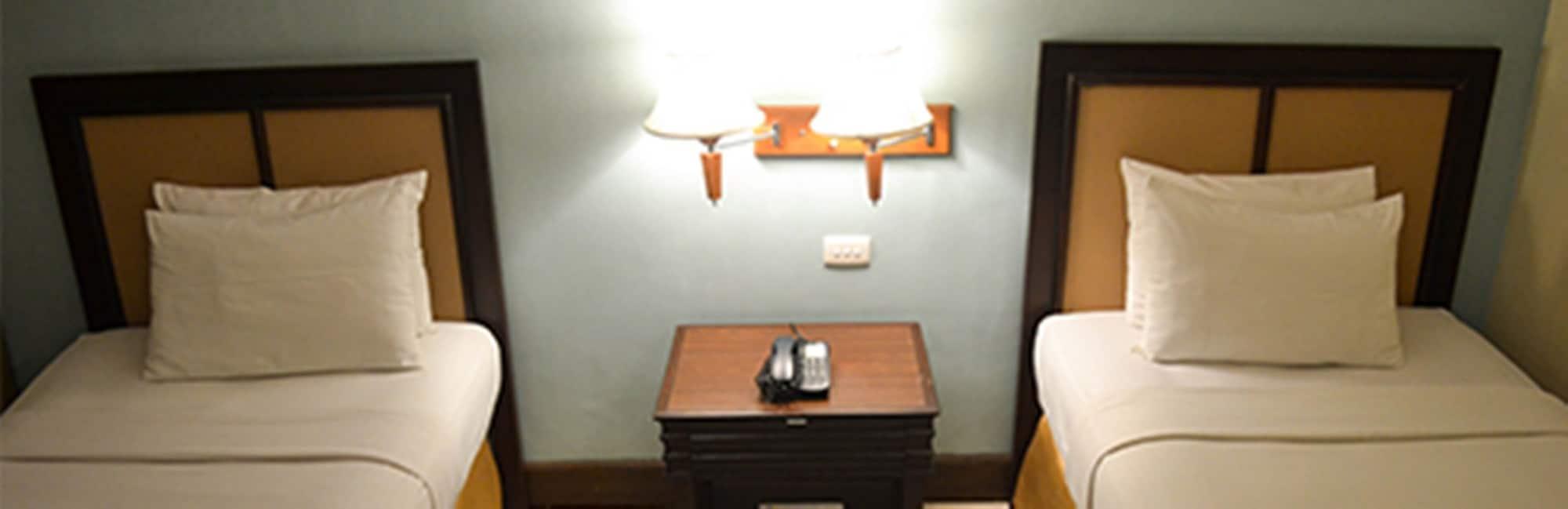 Davao City The Royal Mandaya Hotel מראה חיצוני תמונה