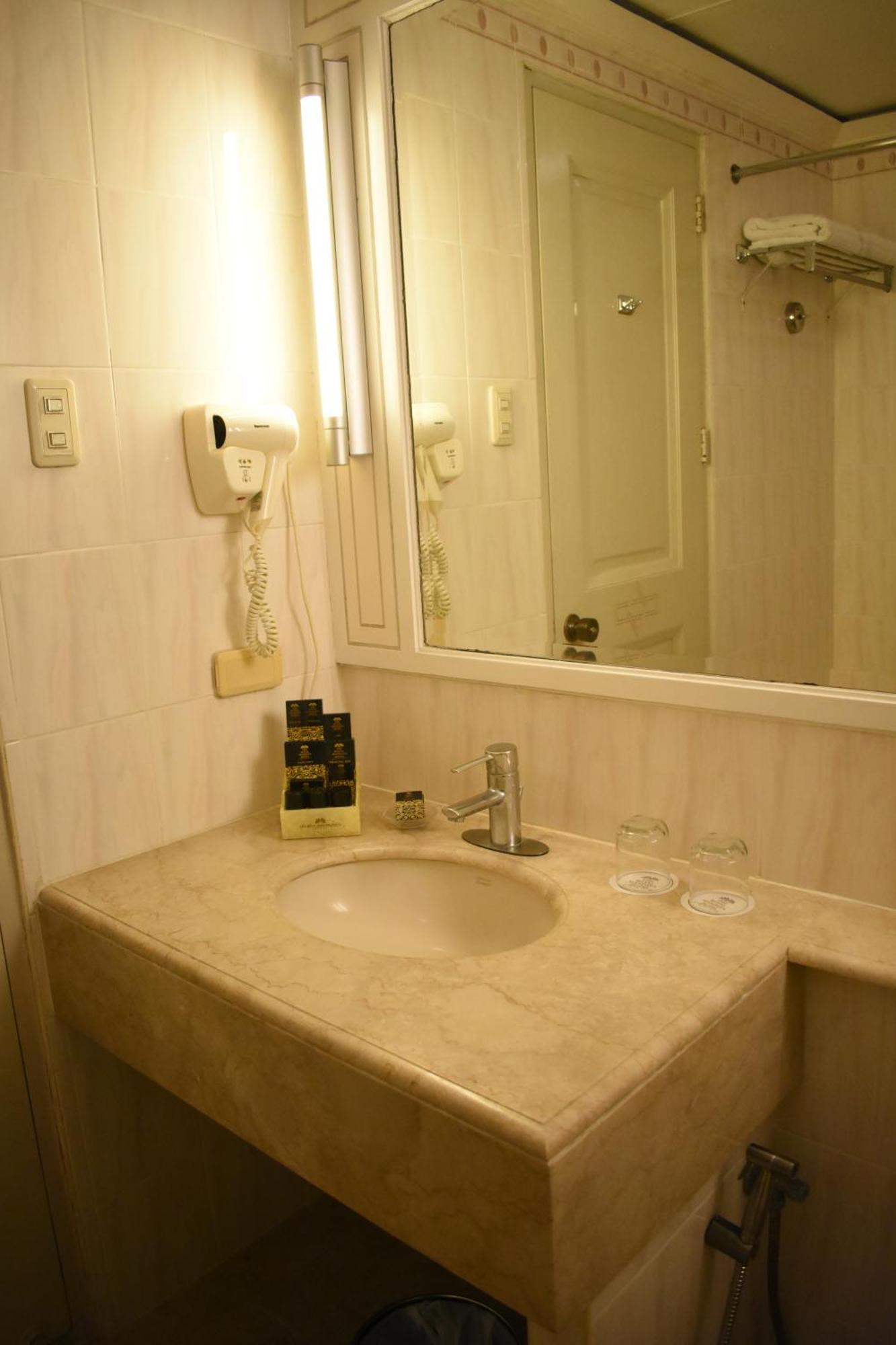 Davao City The Royal Mandaya Hotel מראה חיצוני תמונה