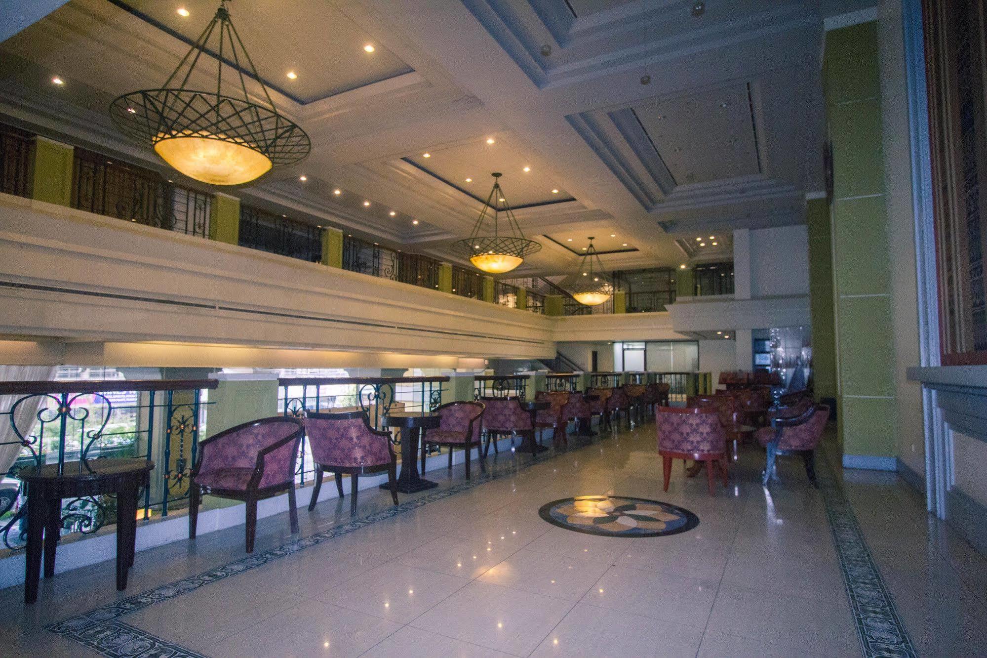 Davao City The Royal Mandaya Hotel מראה חיצוני תמונה