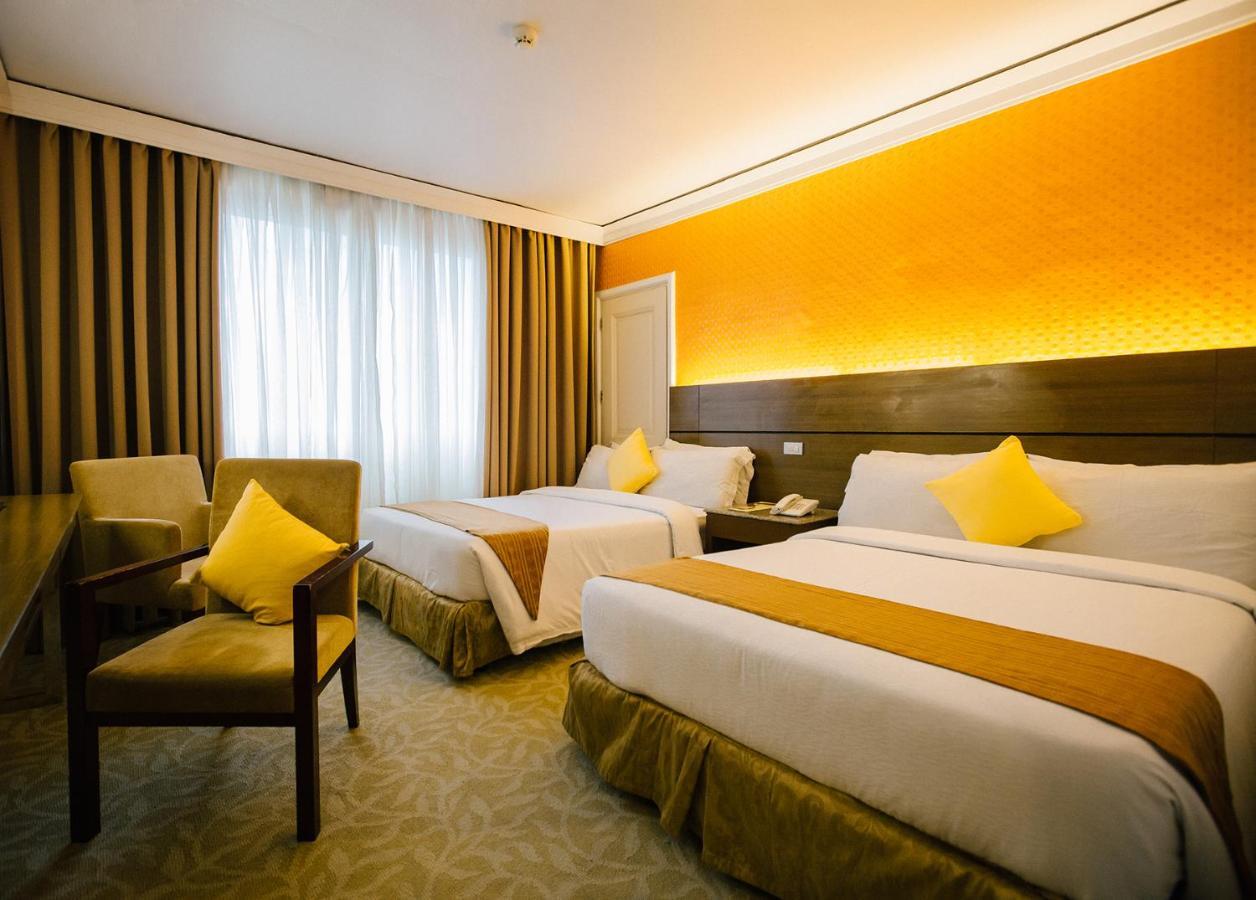 Davao City The Royal Mandaya Hotel מראה חיצוני תמונה